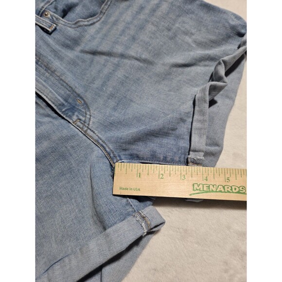 Levi's Women's Mid Length Shorts Size 32 Zip Fly Mid Rise  Blue Denim - Picture 13 of 13